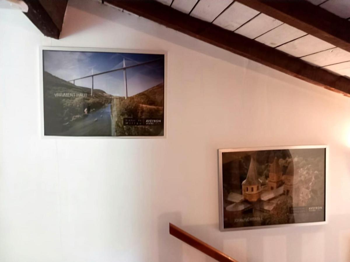Cedres Bleus De Joany Chez Nathalie Viviez Exterior foto